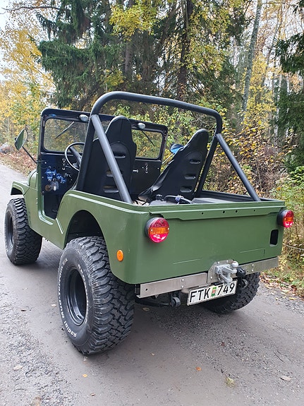 Willys Jeep 2 of 5