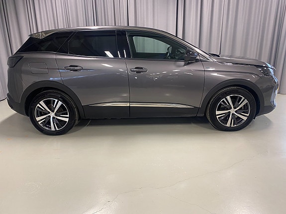 Peugeot 3008 3 of 5