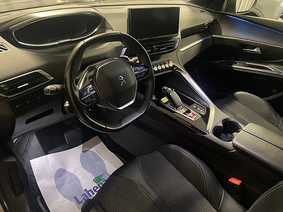 Peugeot 3008 11 of 21
