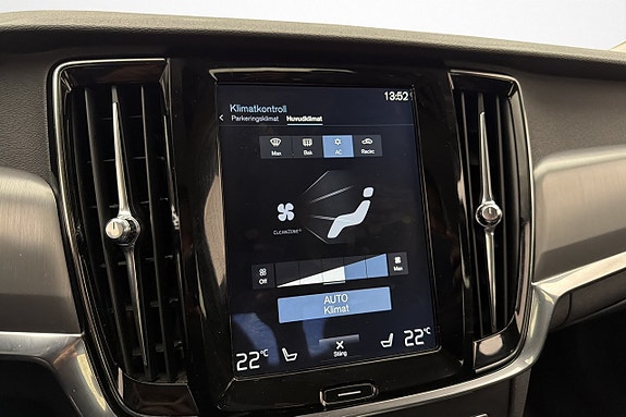 Volvo S90 16 of 27