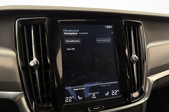 Volvo S90 18 of 27