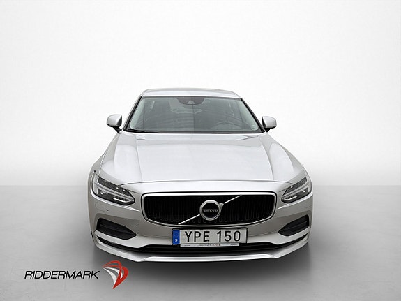 Volvo S90 2 of 5