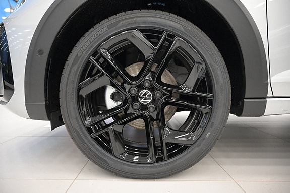 Volkswagen Taigo 9 of 23