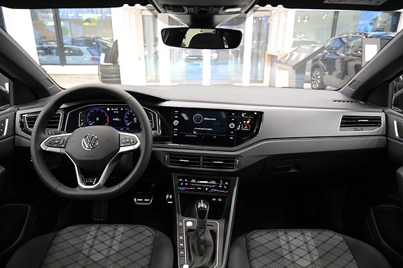 Volkswagen Taigo 10 of 23