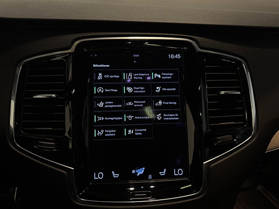 Volvo XC90 19 of 29