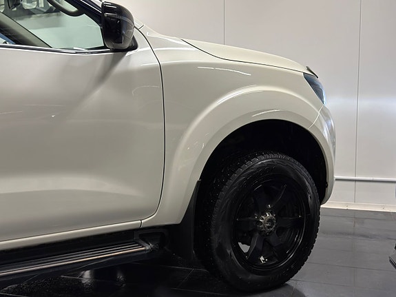 Nissan Navara 10 of 25
