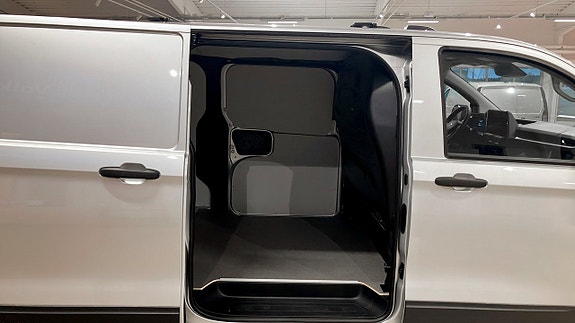 Volkswagen Transporter 11 of 12