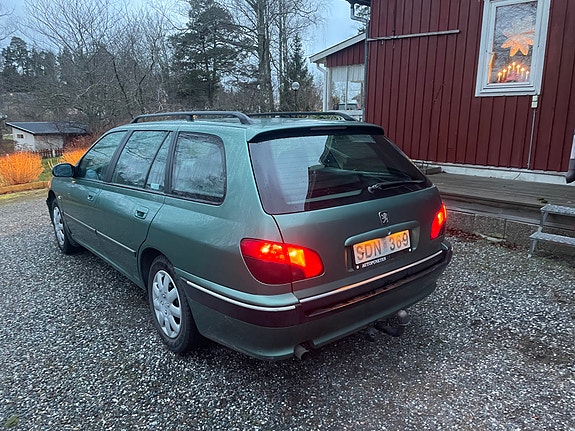 Peugeot 406 3 of 5