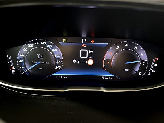 Peugeot 3008 8 of 15