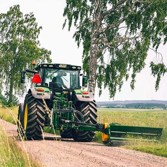 Släntklippare 2,2 m Öppningsbar lucka