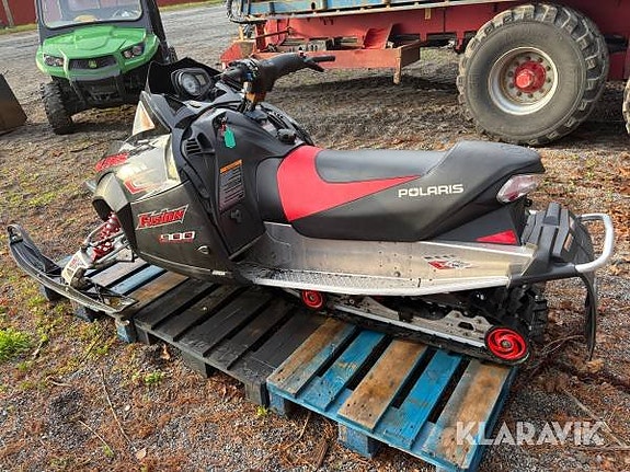 Snöskoter Polaris Fusion 900