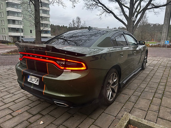 Dodge Charger 4 of 5