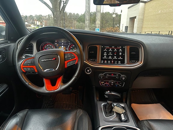Dodge Charger 11 of 12