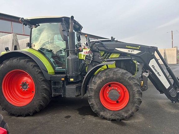 CLAAS Arion 660
