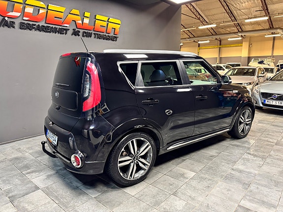 Kia Soul 2 of 5