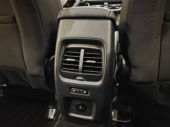 Ford Kuga 18 of 22