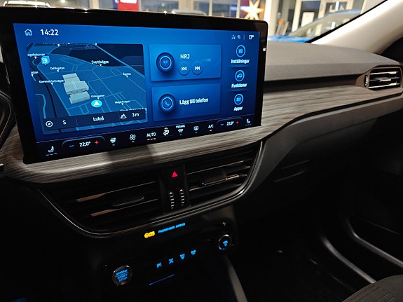 Ford Kuga 11 of 22