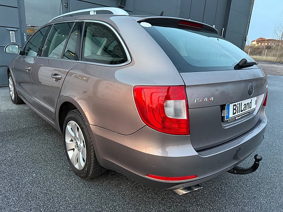 Skoda Superb 4 of 5