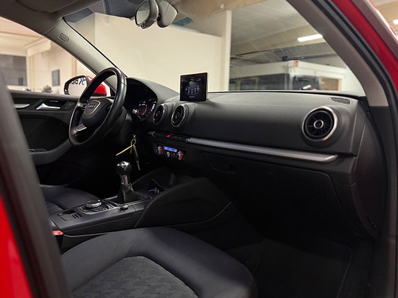 Audi A3 9 of 14