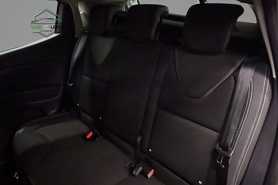 Renault Clio 15 of 15