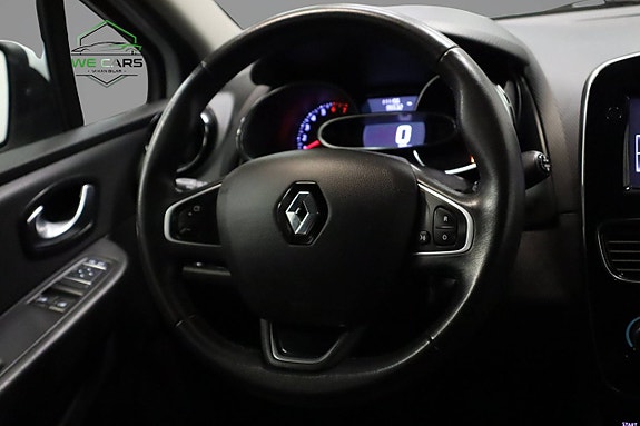 Renault Clio 9 of 15