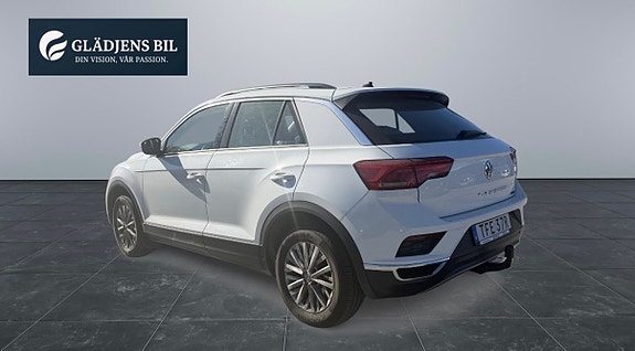 Volkswagen T-Roc 6 of 21