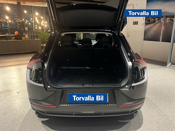 Kia EV6 15 of 15
