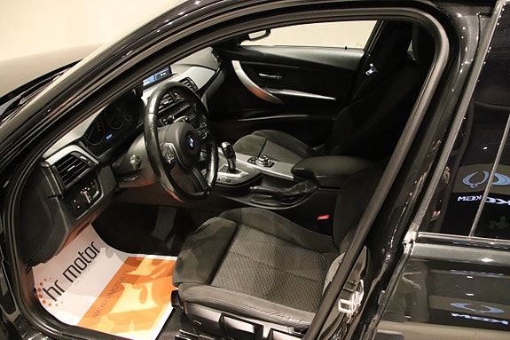 BMW 320 9 of 14