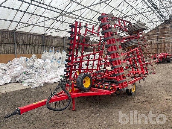 Harv 8 meters Väderstad Nza 800