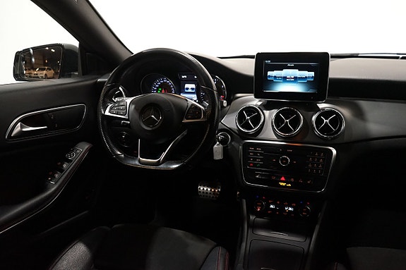 Mercedes-Benz CLA220 d 5 of 12