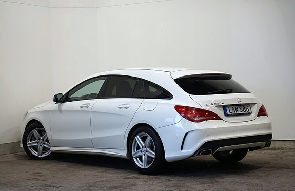 Mercedes-Benz CLA220 d 3 of 12