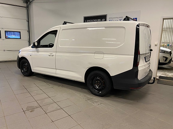 Volkswagen Caddy Maxi 3 of 5