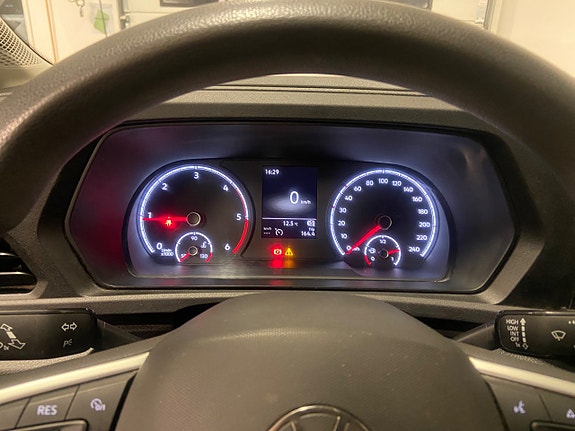 Volkswagen Caddy Maxi 4 of 5