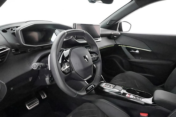Peugeot 2008 10 of 24