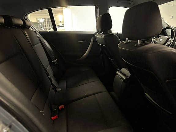 BMW 120 15 of 19