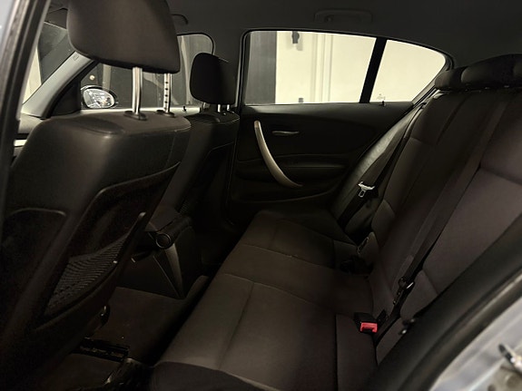 BMW 120 8 of 19