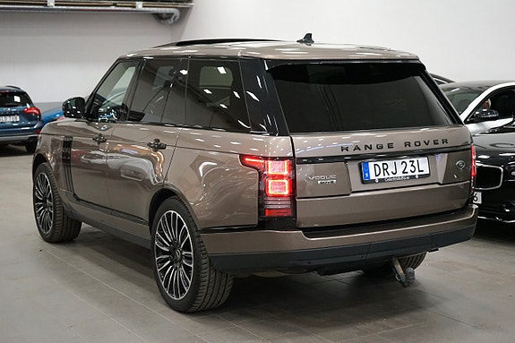 Land Rover Range Rover 3 of 5