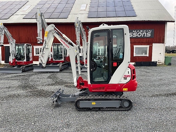 Takeuchi TB320 Rototilt 3års garanti