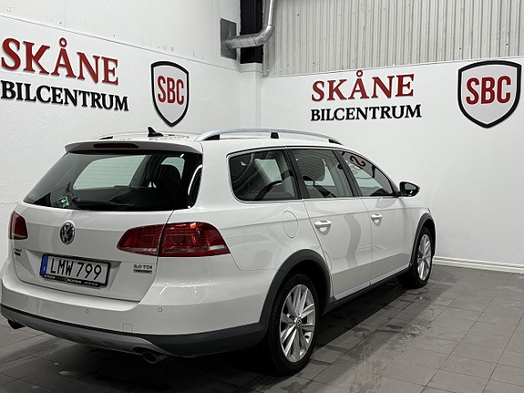 Volkswagen Passat Alltrack 4 of 5