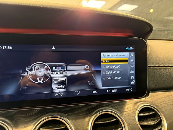 Mercedes-Benz E220 23 of 30