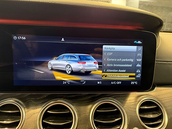 Mercedes-Benz E220 21 of 30
