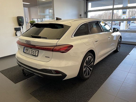 Audi A5 3 of 7