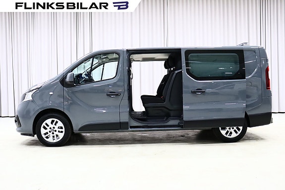 Nissan NV300