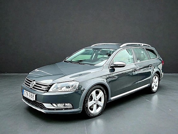 Volkswagen Passat Alltrack 4 of 5