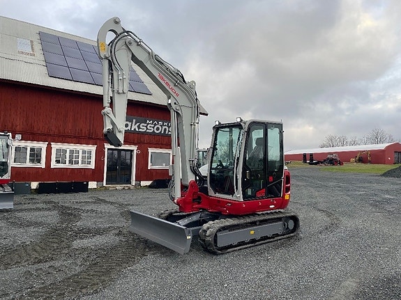 Takeuchi TB370 Rototilt 3års garanti