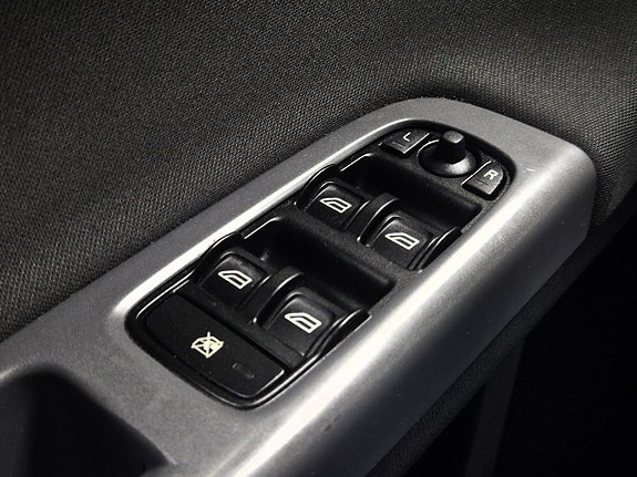 Volvo V50 10 of 21