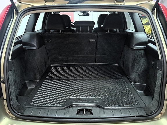 Volvo V50 7 of 21