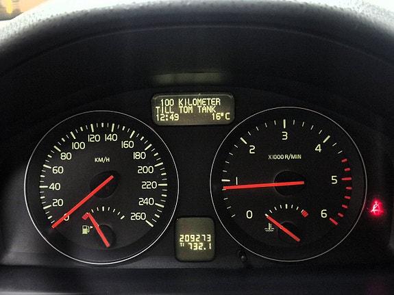 Volvo V50 13 of 21