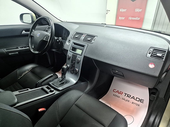 Volvo V50 17 of 21