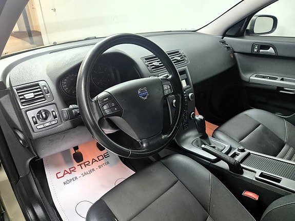 Volvo V50 12 of 21